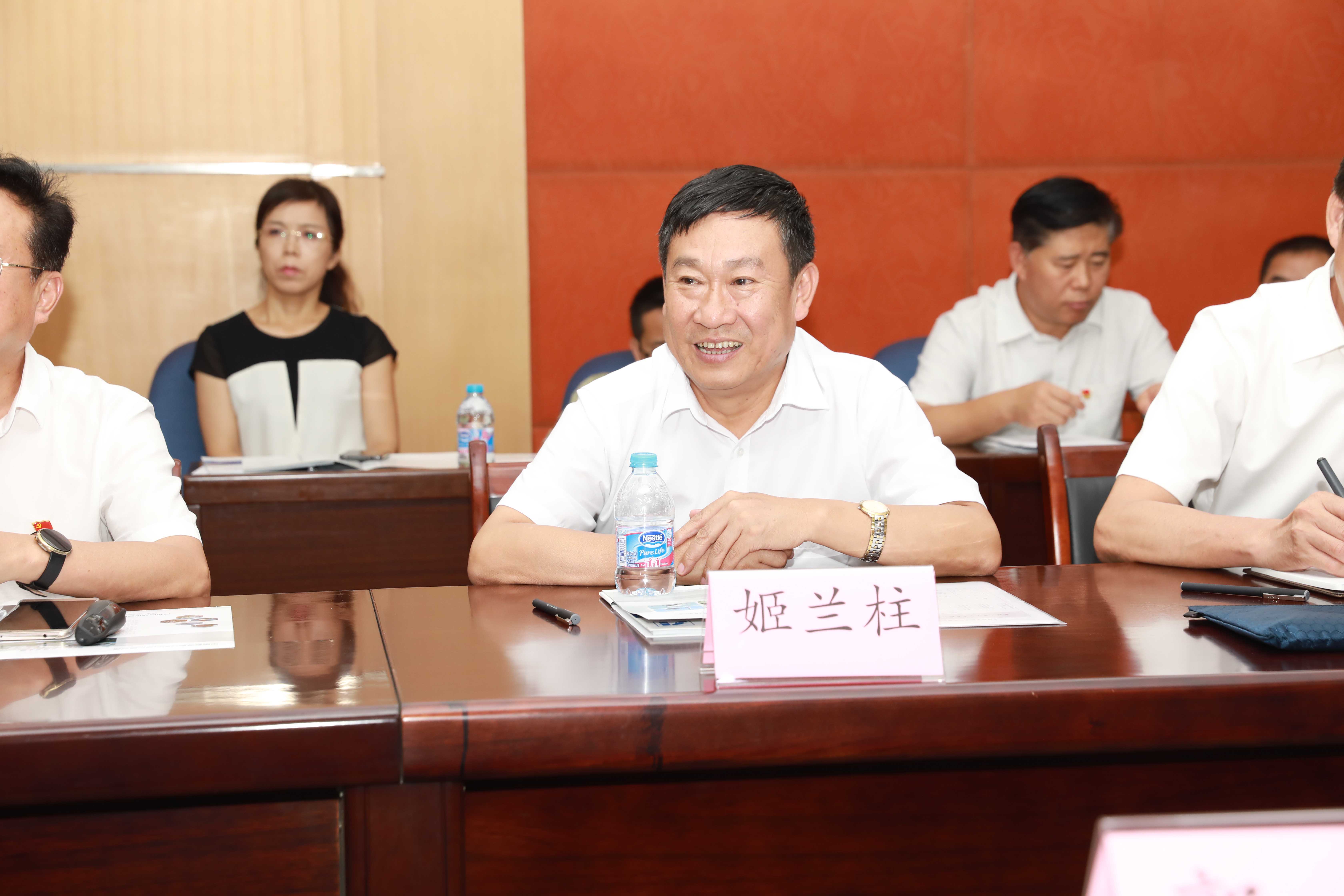 社科院院长党组书记 W020180817673442929470.jpg